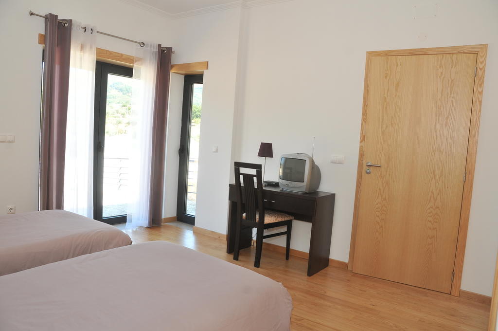 Casa Do Cabeco Guest House Seia Room photo